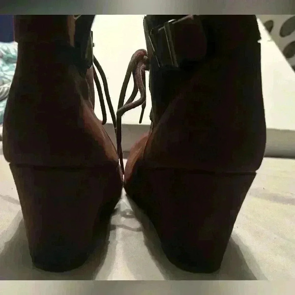 brown lace up wedge heeled boots - Picture 5 of 6